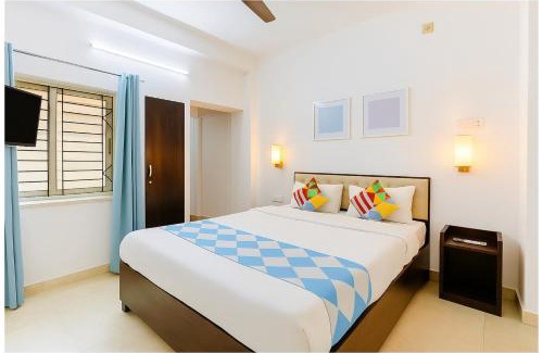 Kolkata Hotel | LUXURY GUEST HOUSE SUDARSHAN VILLA - Near Bus Stop & Ruby Hospital - Only Indians Allowed - #RoomService #Parking #wifi - Fully Air Conditioning Hotel In Kolkata