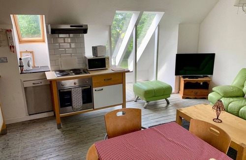 Louth Cottage | Luxury Holiday Home With Pool - Sleeps 13