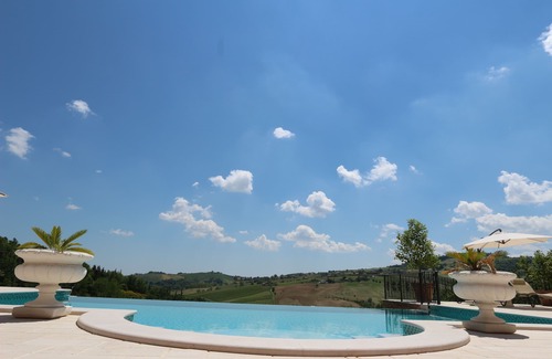 Monsampietro Morico House | Luxury holiday with private pool and breathtaking panoramic in nature