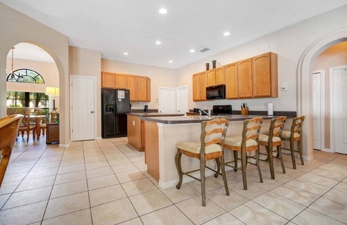Legacy Park Villa | Luxury Home, Arcade, Heated Private Pool Free, Near Disneyland. Pet Friendly.