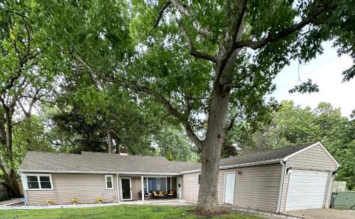 Wooded Estates Villa | Luxury Home near Notre Dame with Arcade Room