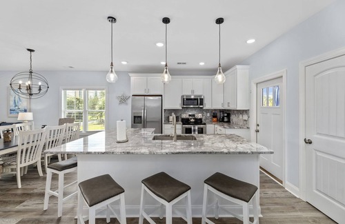 Ash House | Luxury Home Private Htd Pool w/WaterfallnBack Yard Oasis just Steps to Beach!