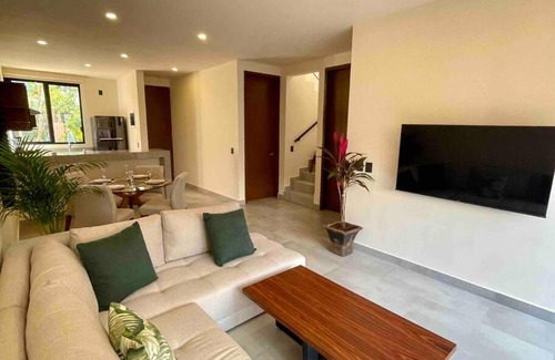 La Veleta Villa | Luxury House with 2 pools , 3 BDS,jungle style Tulum