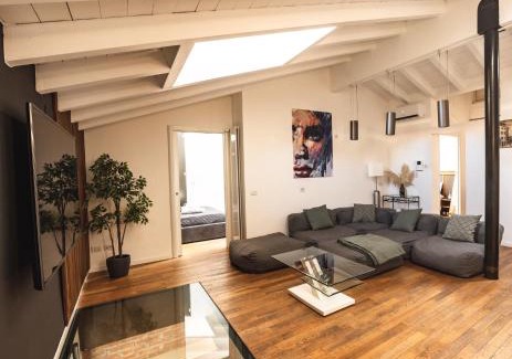 Sant'Eufemia Apartment | Luxury industrial apt vicino al centro con garage