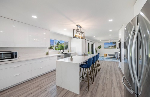 Keolu Hills House | Luxury Kailua Getaway 4BR/2BA for Families/Pets