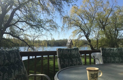 Alexandria House | Luxury Le Homme Dieu Home With Prime Location And Private Boat Ramp