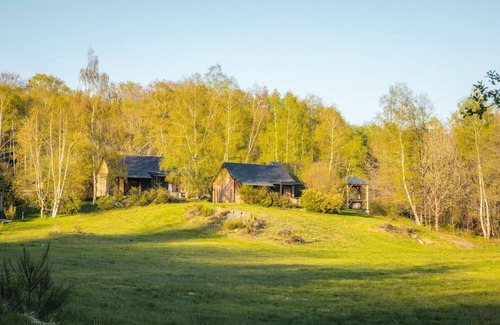 Champs-sur-Tarentaine-Marchal Ski Chalet | Luxury lodge with private spa in the heart of nature in the CANTAL