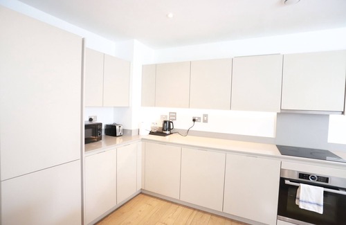 Camberwell Green Apartment | Luxury London Apartment with 5 Bedrooms