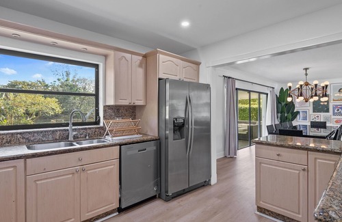 Golden Glades House | Luxury Miami Waterfront Retreat | Private Dock