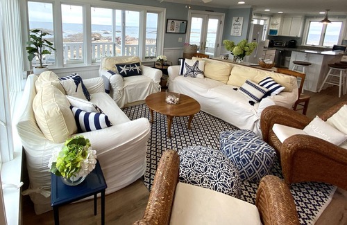 Minot House | Luxury Minot Oceanfront Dog Friendly Hot Tub 5BR Families & Groups