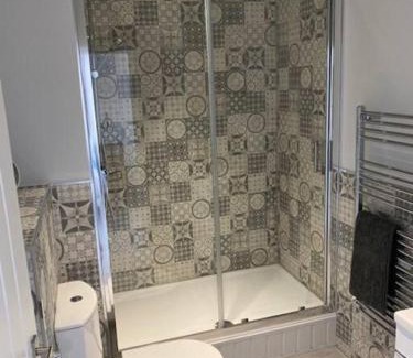 Mumbles Apartment | Luxury Mumbles View Studio Apartment