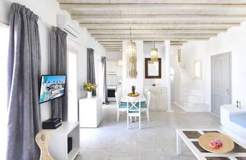 Agios Ioannis Villa | Luxury Myconian Sunset Villa with Private Pool, 5Km to Windmills