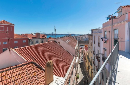 Bairro Alto Apartment | Luxury Oasis in Bairro Alto by LovelyStay