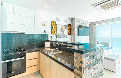 Bocagrande Condo | Luxury Oceanfront Oasis Retreat! Relax, Play, Live, Enjoy