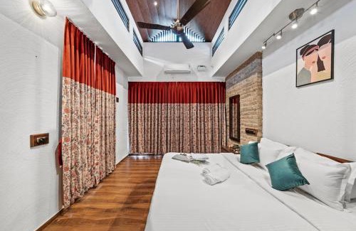 Denkanikota House | Luxury Private Pool Villa with Jacuzzi Bangalore - Kerala House