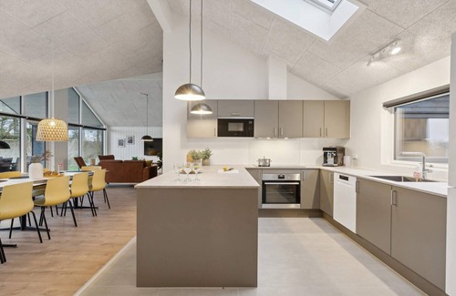 Hasmark Strand House | Luxury Retreat by Hasmark - By Traum Ferienwohnungen