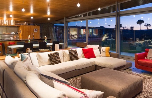 Tasman House | Luxury Retreat House in Kina - Tasman Bay, Nelson