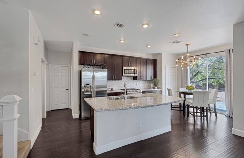 Spring Valley House | Luxury Retreat in Las Vegas III