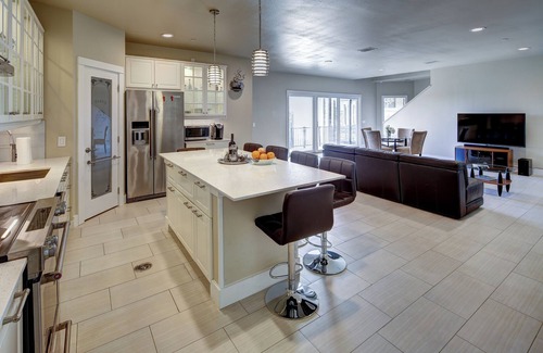 Lost Creek House | Luxury retreat, magnificent sunset views