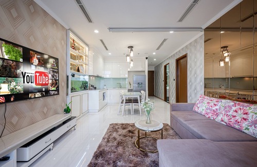 Hang Xanh Apartment | LUXURY RIVER VIEW 1 BEDROOM APT IN VINHOME CENTRAL PARK