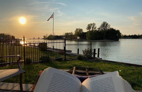Port Franks Cottage | Luxury Riverside Cottage - Come and enjoy our Shack on the River!