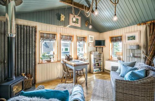 Applecross House | Luxury self catering 1 bed cottage with log burner