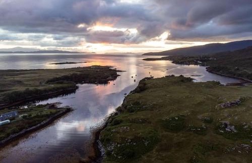 Applecross House | Luxury self catering 1 bed cottage with log burner
