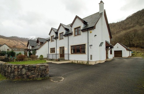 Glencoe House | Luxury Self Catering House sleeps 11