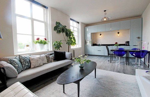 Vianen Apartment | Luxury sleeping in national monument in the heart of Vianen