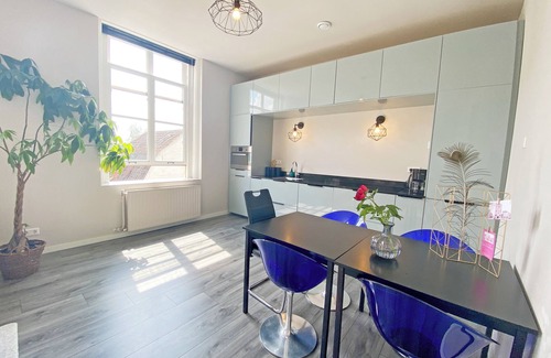 Vianen Apartment | Luxury sleeping in national monument in the heart of Vianen