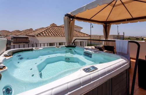 Roldan Villa | Luxury Spa and golf villa Denton