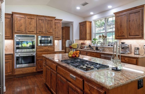 Novato Villa | Luxury Spanish Colonial Villa – A Private Retreat in Marin County on 2 Acres