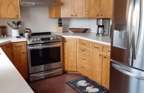 Chester Depot House | Luxury stone farmhouse.Perfect for families or company retreats! Close to Okemo!