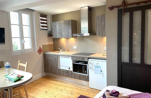 Chartres Apartment | Luxury studio in the center of Chartres with parking