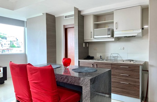 Las Penas Apartment | Luxury Suite on the 14th floor in Puerto Santa Ana, Guayaquil