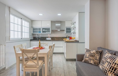 Granada City Center Apartment | LUXURY SUITE SOS DEL REY CATÓLICO