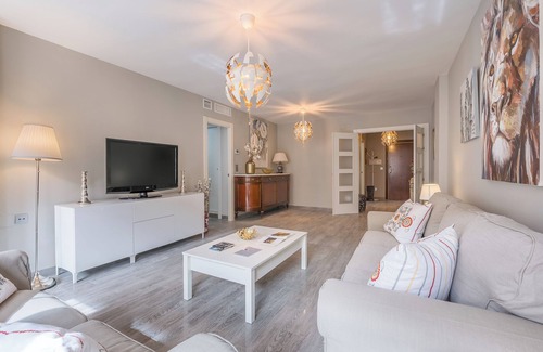 Granada City Center Apartment | LUXURY SUITE SOS DEL REY CATÓLICO