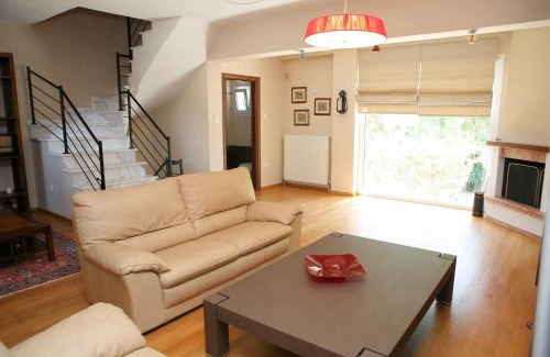 Thermi House | Luxury Sunny Home Near to Water-park