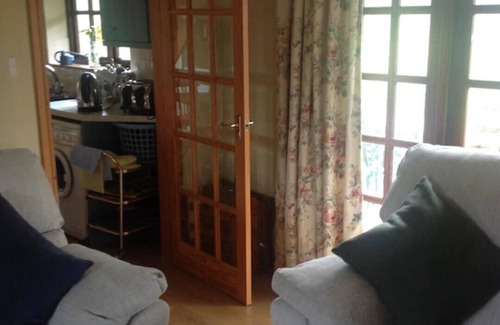 Hulland Ward Cottage | Luxury, Thatched Picturesque Holiday Cottage, Garden Overlooking Rolling Fields