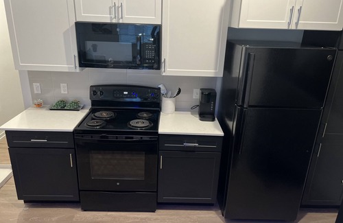 Troy Apartment | Luxury Updated Modern Stay