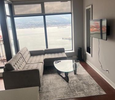 Gastown Apartment | Luxury Urban Escape with Million-Dollar Vancouver Views