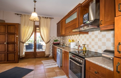 Koropi Villa | Luxury Villa Helios by the sea
