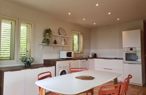 Solenzara Villa | Luxury villa in the beautiful vineyards sea view