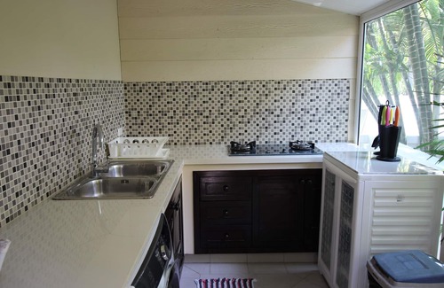 Rawai Villa | Luxury Villa, Large Private Pool, 2 Bedrooms 2 Bathrooms, 6/7 P Near Beaches.