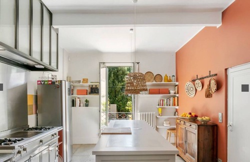 Aiguelongue Villa | Luxury Villa located in Montpellier and walking distance to all amenities