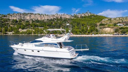 Split Boat Rental | Luxury Yacht - Lex of the Seas