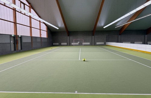 Bergen Villa | LUXUS Space Capsules Adventure Sport & Spa, Lüneburg Heath Soccer Tennis Squash