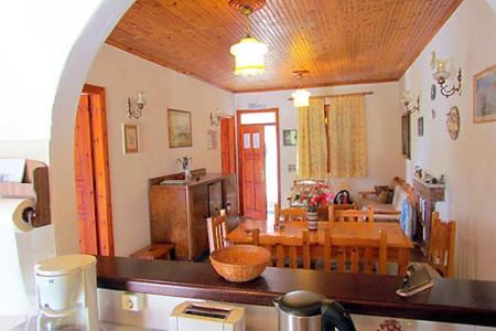 Lakka House | Lydia House