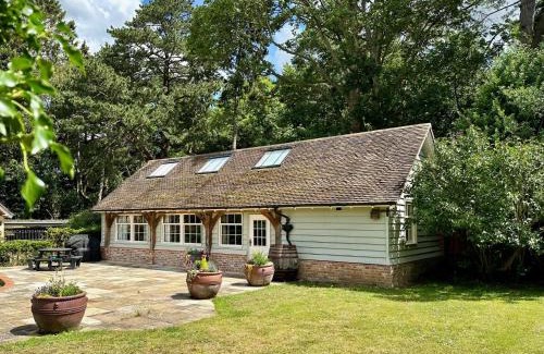 Thetford House | Lynford Holiday Cottages nestled in the heart of Thetford Forest