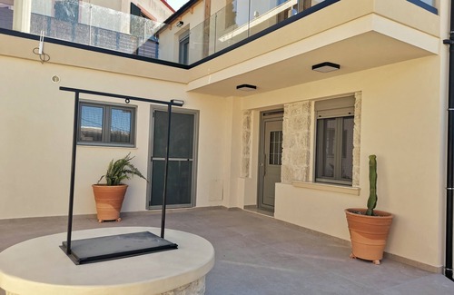 Kounavi Villa | Lyravista Stay Crete: Villa with Private Pool by Knossos, Heraklion